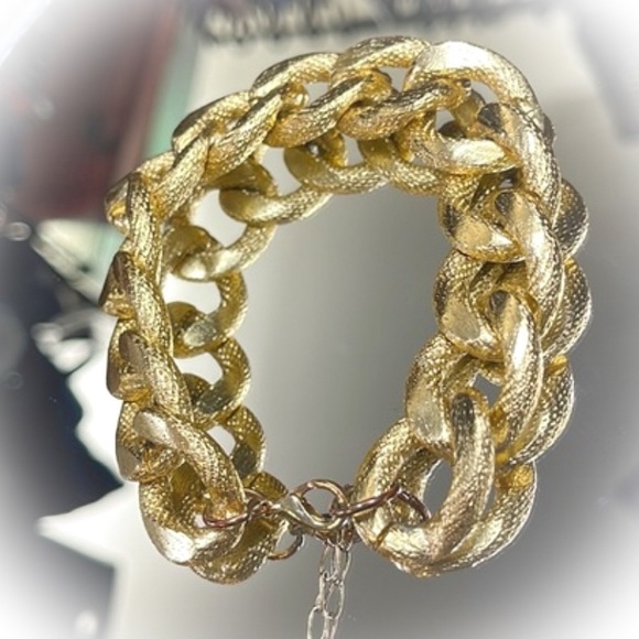 💕Beautiful Vintage Goldtone Bracelet💕 - Picture 3 of 4